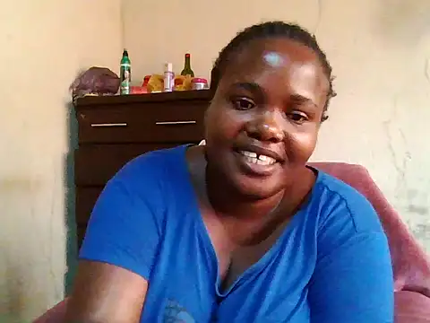 Pokazy przed kamerką – sexybigboobz