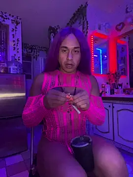 TranSexualJade95 Adlı Modelin Canlı XXX Sohbeti