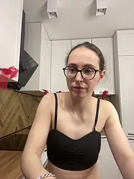 MartiniiSelenna 现场XXX聊天