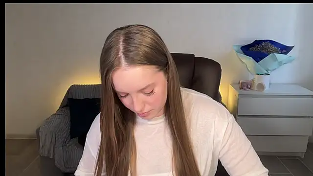 EvaMaddison: απευθείας συνομιλία ΧΧΧ