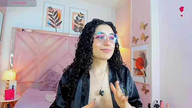 DemiJones_'s Webcam Show