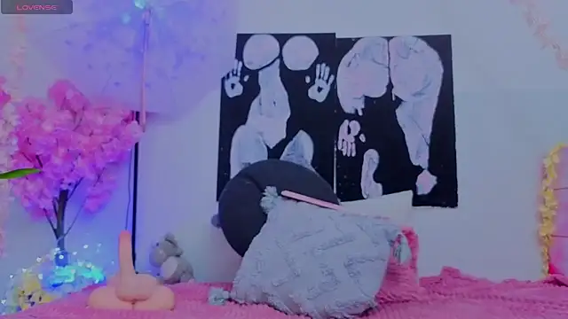 KilyetVera3x Webcam show