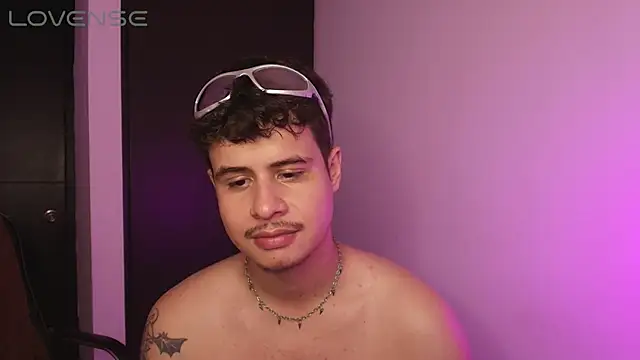 Chat XXX en directo de BjornSteel