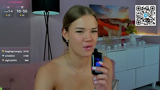 Pokazy przed kamerką – CherryLexi_