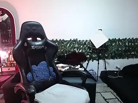 Chatroom XXX en direct de Anastasiabasst__