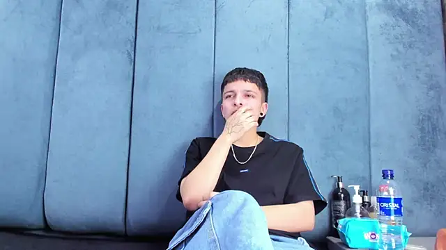 Megan_Thompson_のライブXXXチャット