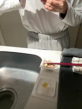 leopiii-iiJP's Live XXX Chat