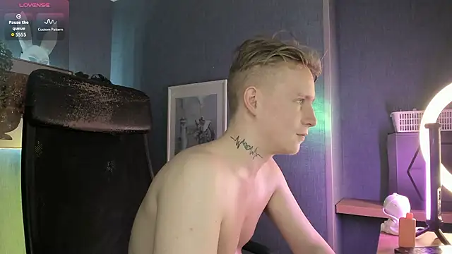 Вебкам-шоу AlexxSweet