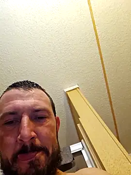 UncutHammer69's Live XXX Chat