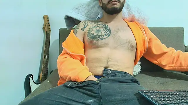 thomas_gun's Live XXX Chat