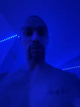 faces818's Live XXX Chat