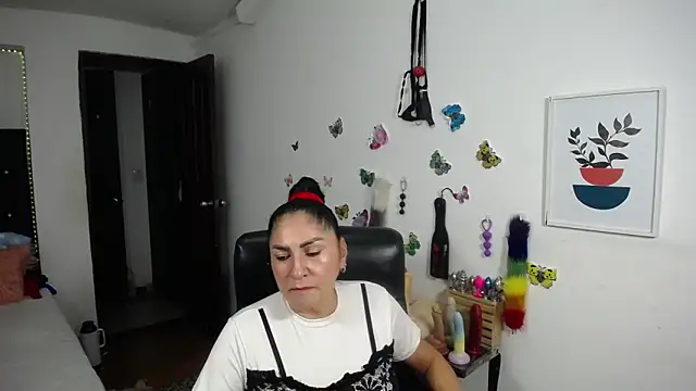 mature_bigboobs10 Chat XXX live