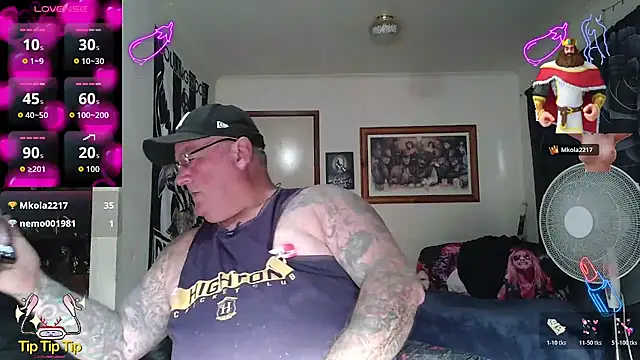 Chat +18 de KINKYBLUEYES69 ao vivo