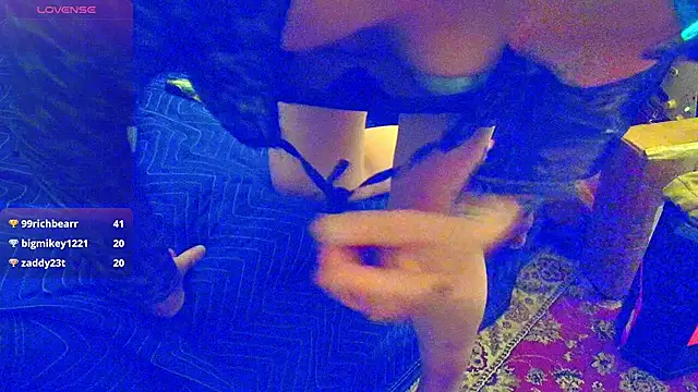 DoMeDoggyNow Live XXX-Chat