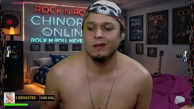 chino_roz Show Webcam