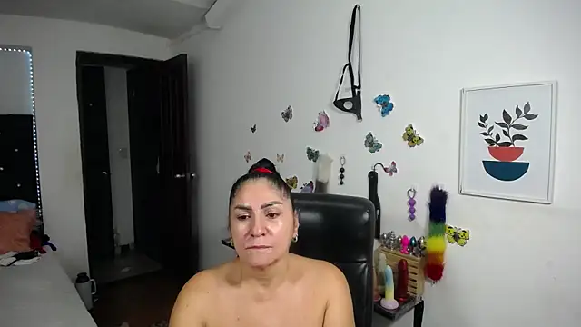 mature_bigboobs10 Chat XXX live