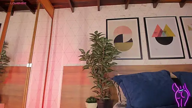 Онлайн чат XXX MiaKay1