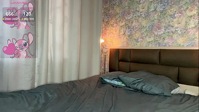 LoraDavi: απευθείας συνομιλία ΧΧΧ