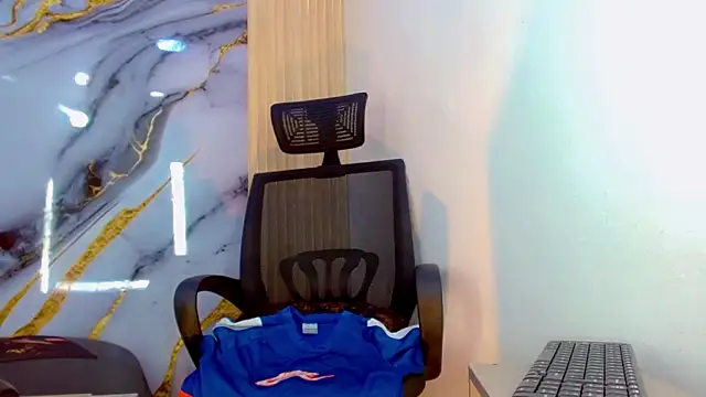 DaviidBuckx_ Live XXX-Chat