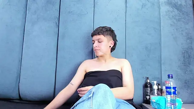 Megan_Thompson_ Live XXX-chat