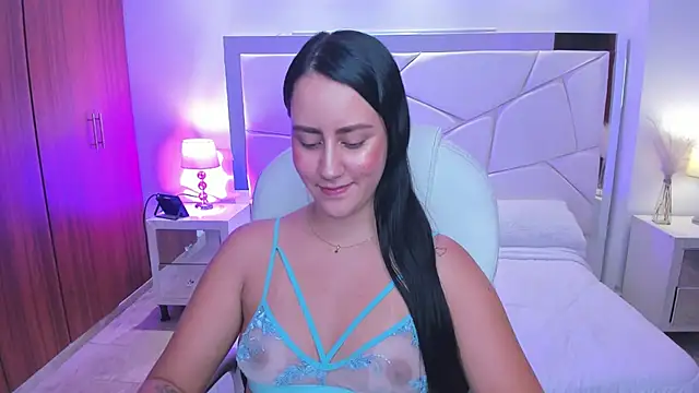 Natasha_Kiim_ Chat XXX in diretta