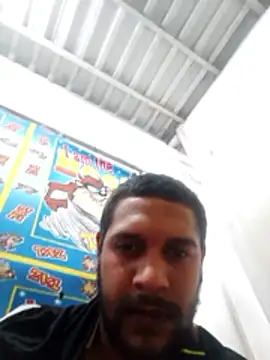 DebuggedLawn's Live XXX Chat