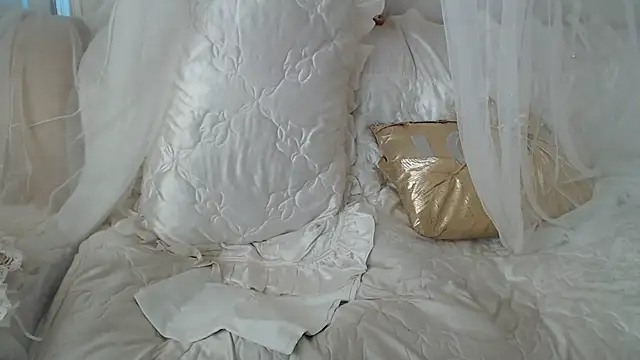 Mia-Montal777 Live XXX-chat