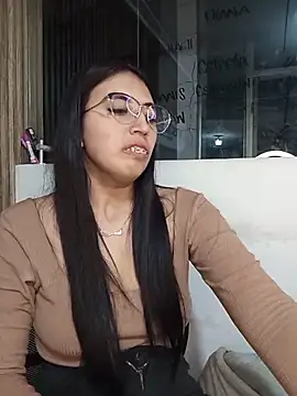 Valk_submissive Chat XXX live