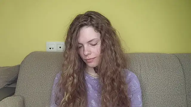 RayaNenlia – Naživo XXX chat