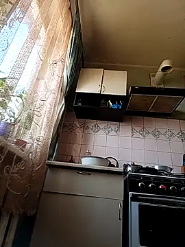 Julian-A Adlı Modelin Canlı XXX Sohbeti