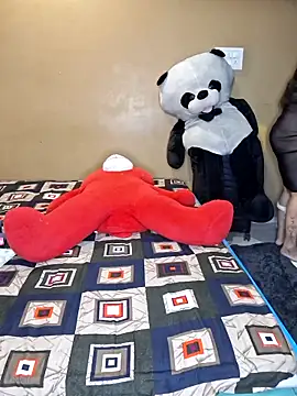 Noor-Bold Adlı Modelin Canlı XXX Sohbeti