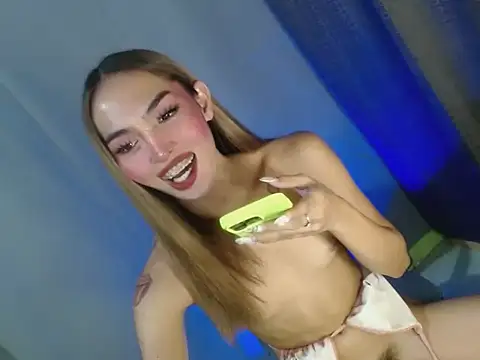 sweetfuckerbaby18 Live XXX-Chat