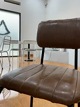 Aiko---- – Live XXX-chat