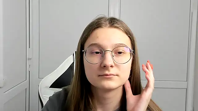 Mia_kristal – webcam-show