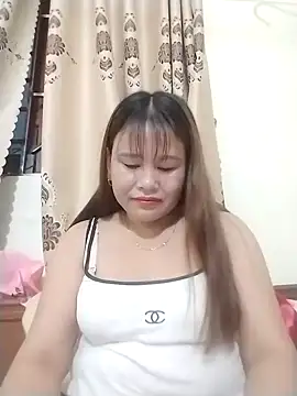 Moubie1's Live XXX Chat