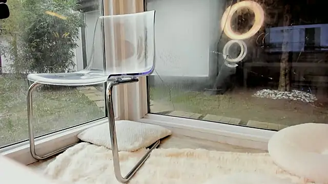 Naila18's Live XXX Chat