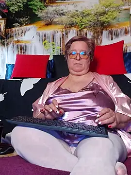 Czat XXX na żywo – QueenPammy1