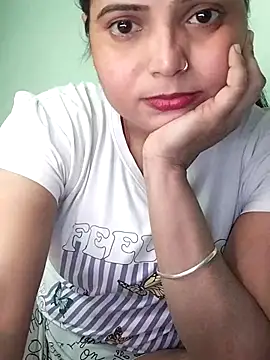 Jaan-Heart's Live XXX Chat