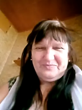 Apeesynka55211 webkamerás műsora