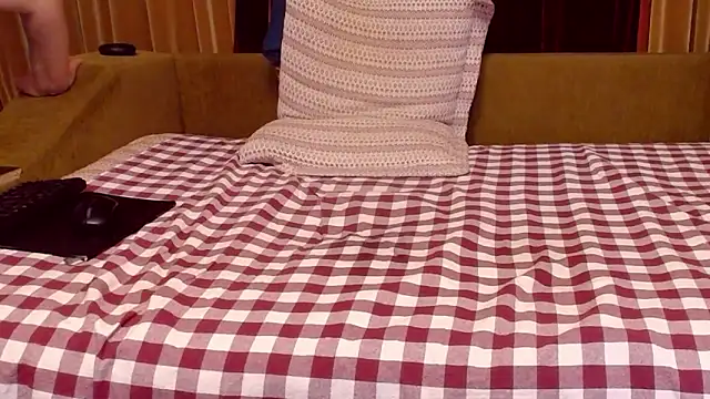 MagnoliaVS: απευθείας συνομιλία ΧΧΧ