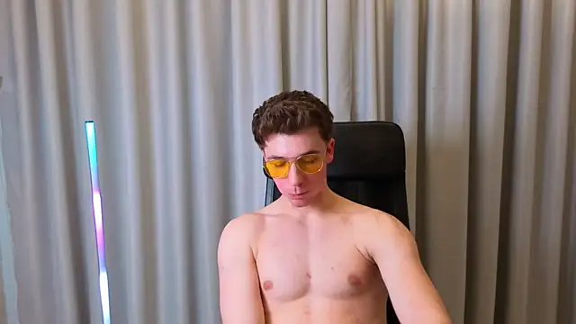 Živý XXX chat KellenWest