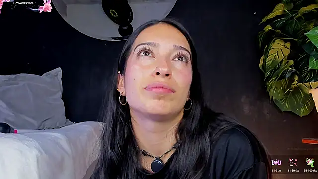 Chatroom XXX en direct de Noaah25_