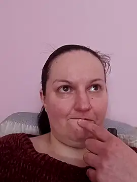 Czat XXX na żywo – BustyLadyAlma