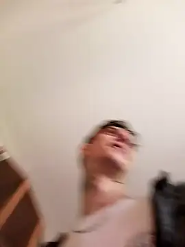 Chatroom XXX en direct de Pro100yy