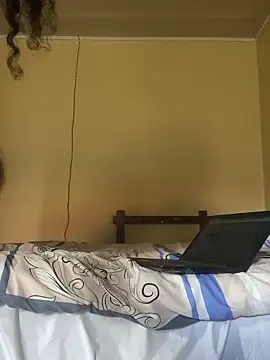 thickblacksheep: διαδικτυακό σόου στην κάμερα