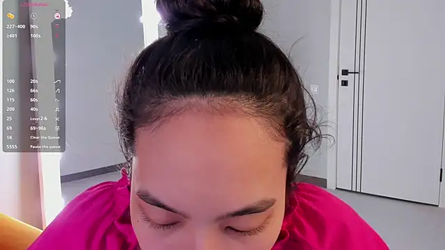 Czat XXX na żywo – FlirtyAura