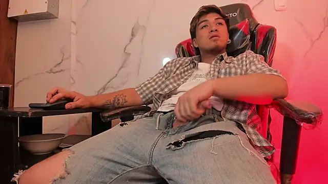 Chatroom XXX en direct de juanmechanic_