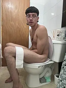 Chatroom XXX en direct de ArthurDavies_