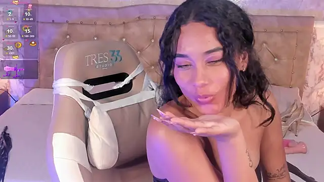 Czat XXX na żywo – Horny_Brunette_