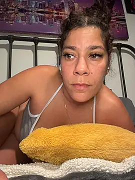 Chatroom XXX en direct de Bigbuttbrooklynn